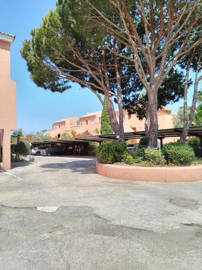 チクラナ・デ・ラ・フロンテーラNovo Sancti Petri, Con Piscina Todo El Ano, La Mariposa By Chiclana Dreamsアパートメント エクステリア 写真